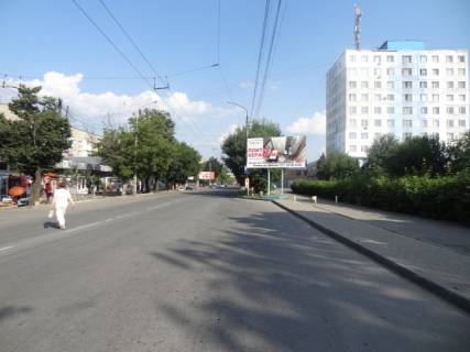 Билборд A в Черновцах вул. Руська, 248 біля ТЦ Екватор фото 1
