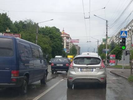 Сітіскролл A у Чернівцях вул. Героїв Майдану, 65, перед зупинкою, пішохідний перехід Фото 1