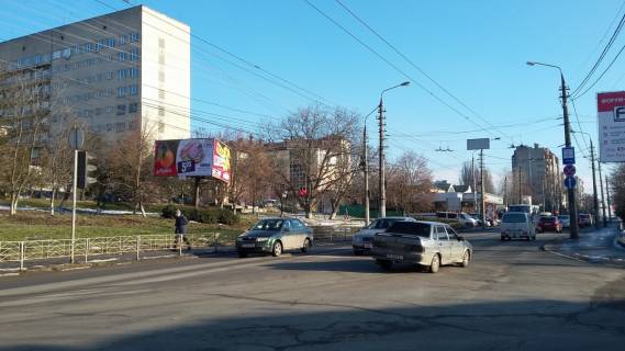 Білборд, Бігборд (Борд)  B у Чернівцях вул. Руська - Фастівська, транспортна розвилка Фото 1