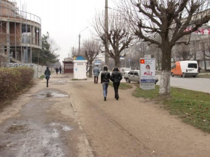 Сiтiлайт B у Чернівцях вул. Скальда, 12 Фото 1