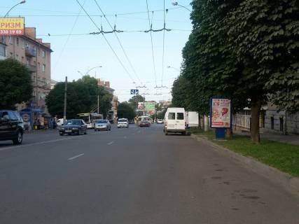 Сiтiлайт A у Чернівцях проспект Незалежності, 91 Фото 1