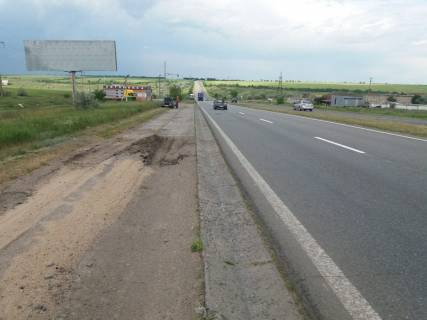 Билборд B в Одеських трасах, біллборд  Одеса - Миколаїв 22+800 Б фото 1