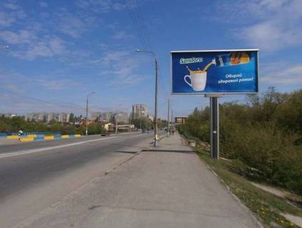 Білборд, Бігборд (Борд)  A у Вінниці вул.Юності, 9 (музей Пирогова, ж/м "Вишенка" напрямок  до ТЦ "МагіГранд" та  "McDonalds") Фото 1