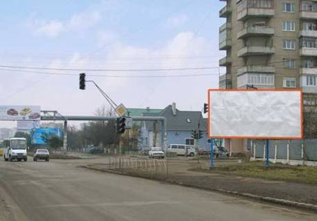 Билборд A в Ужгороде, 3x6  вул. Грушевського 40 фото 1