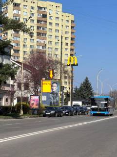 Білборд, Бігборд (Борд)  B у Ужгороді пр. Свободи 16 Фото 1