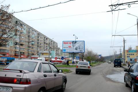 Билборд A в Полтаве, 3х6  вул. Чураївни (мк-н «Левада») білборд фото 1
