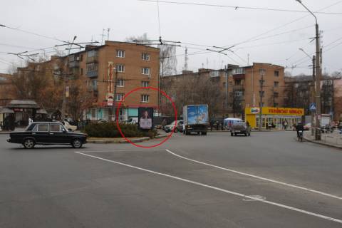 Сiтiлайт A у Полтаві, 1,2х1,8  Вул. Небесної сотні / Вул. Мира  (розподільча смуга) Фото 1