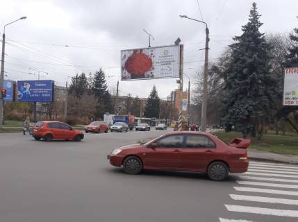 Призма A в Полтаве, 3х6  вул. Миру / вул. Панянка  (призматрон) - 47689 фото 2