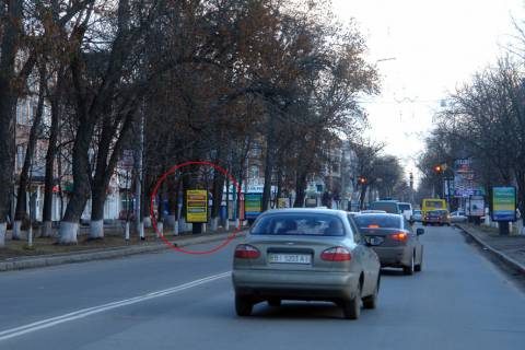 Ситилайт B в Полтаве вул. Соборності, 46 (L8) фото 1