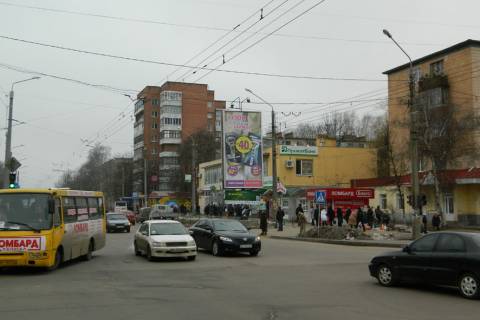 Призматрон, Призма A у Полтаві, 3х6  вул. І.Мазепи / вул.23 Вересня ВЕРТ.(призматрон) - 47734 Фото 1