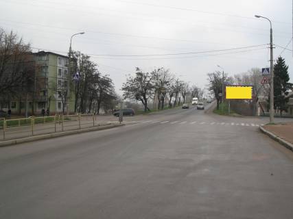 Билборд A в Бердичеве, 3x6  Житомирська вул., 82 фото 1