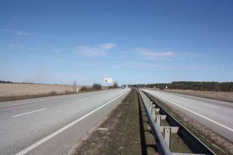 Билборд B в Житомире, 3x6  траса Київ-ЧОП  М-06  117+350 (право) Вояж фото 1