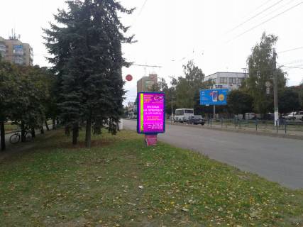 Ситилайт B в Житомире, 1,2x1,8  Київська вул., 106 (ТРЦ «Глобал», паб «Ірландський», м-н Днепро М) фото 1