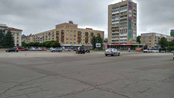 Скроллер A в Житомире ул.  Победы, 1, центр города - 186321 фото 1