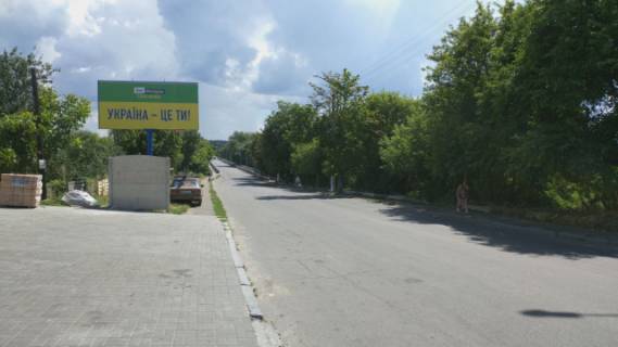 Білборд, Бігборд (Борд)  B у Радомишлі, 3x6  Русановская 4 (Автовокзал) Фото 1