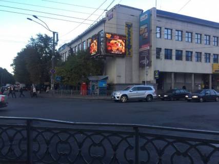 Видеоборд B в Ровно вул. Соборна, 56 - 558526 фото 1