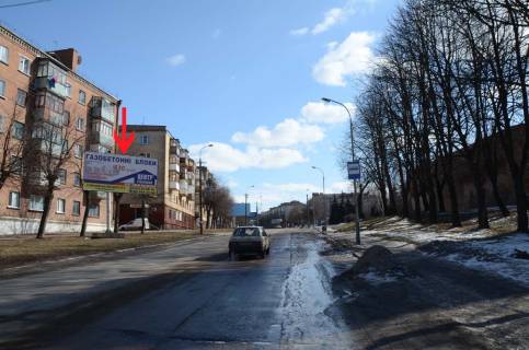 Білборд, Бігборд (Борд)  B у Бердичеві пл.Соборна, 24 (Фортеця з Хмільн) Фото 1