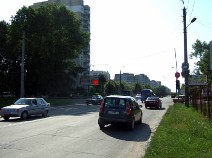 Билборд A в Хмельницком, 3*6  перехрестя Старокостянтинівське шосе - вул.Прибузька (висотка). неподалік: автостоянка, шиномонтаж, АЗК, супермаркет "Вопак", непродовольчий ринок (в центр) фото 1