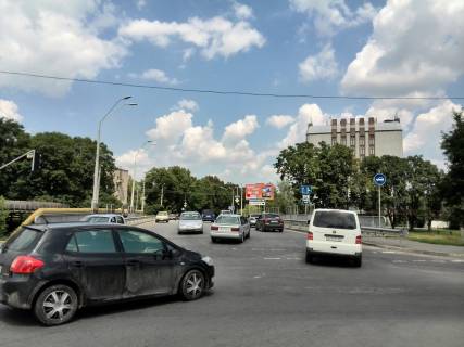 Білборд, Бігборд (Борд)  A у Хмельницькому, 3*6  розв'язка вул.Князя С.Хороброго - вул.Грушевського - вул.Скоблі. (центр) Фото 1