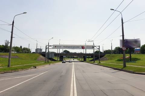 Білборд, Бігборд (Борд)  A у Хмельницькому, 2*15  розв'язка вул.Кам'янецька - вул.Князя С.Хороброго - Львівське шосе. (зі сторони ринків) (в центр) Фото 1