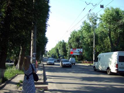 Билборд A в Хмельницком, 3*6  вул.Проскурівського Підпілля (парк). неподалік: зона відпочинку, міні ринок, зупинки, приватна та багатоповерхова забудови (від центру) фото 1