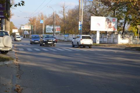 Билборд A в Херсоне, 3х6 м.  І.Кулика вул. /Херсонський хлібзавод/ фото 1