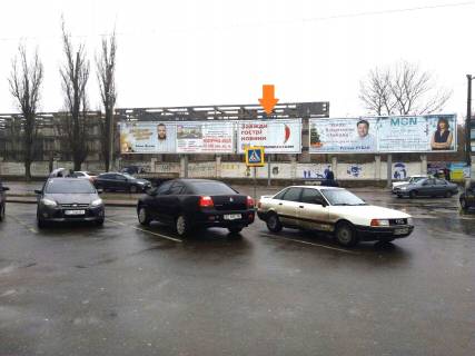 Призма A в Херсоне, 3х6 м.  Вул.Залаегерсег/ТРЦ "Фабрика"/центральний в'їзд №2 - 278601 фото 1