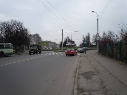 Билборд A в Ровно, 6х3м  м. Рівне, кільце на перехресті вул. В. Стельмаха та вул. Д. Галицького фото 1