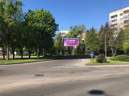 Призматрон, Призма A у Рівному, 6х3м  м. Рівне, вул. Міцкевича, перехрестя з вул. Кавказькою - 407101 Фото 1