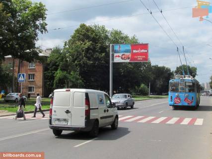 Билборд B в Запорожье Героев Сталинграда пр-т., 6, в центр фото 1