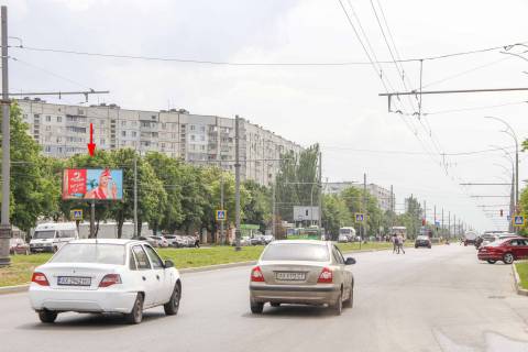 Білборд, Бігборд (Борд)  B у Дніпро (Дніпропетровськ), 3х6  Перемоги пр-т, 76 (1) , в центр Фото 1