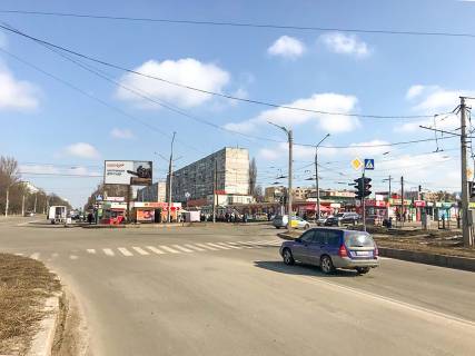 Билборд A в Харькове, 3х6  Валентинівська вул. - Тракторобудівників просп., 130/1 фото 1