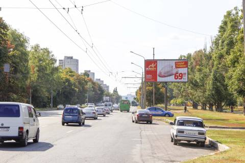 Призматрон, Призма A у Харкові, 3х6  Ювілейний пр-т, 51 (2), в центр (Кіноленд) - 472001 Фото 1