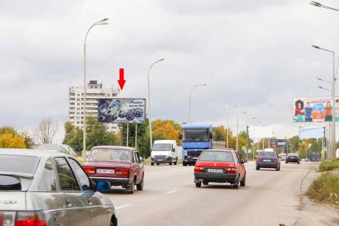 Білборд, Бігборд (Борд)  B у Харкові, 3х6  Аерокосмічний (Гагаріна) пр-т, 352 (ТЦ "Епіцентр"), в центр Фото 1