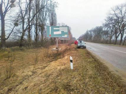 Билборд B в Кагарлыке, 3х6  виїзд із міста у бік Ржищева фото 1