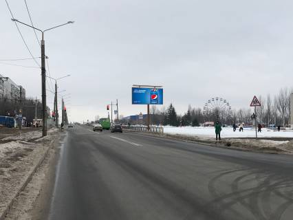 Білборд, Бігборд (Борд)  A у Запоріжжі Тракторостроителей пр-т, 55, в центр Фото 1