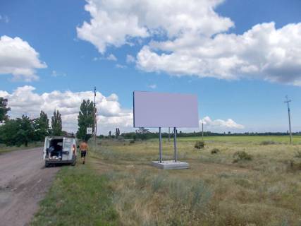 Билборд A в Нововоронцовке, 3х6  вул Суворова фото 1