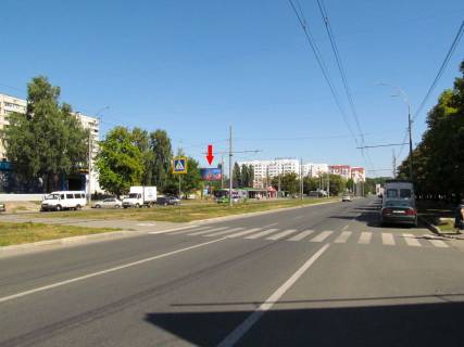Білборд, Бігборд (Борд)  B у Харкові, 3х6  Перемоги пр-т, 75-А, з центру Фото 1