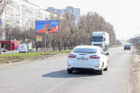 Билборд B в Харькове, 3х6  92-й бригади (Грицевця) вул. ,29-А,з центру фото 1