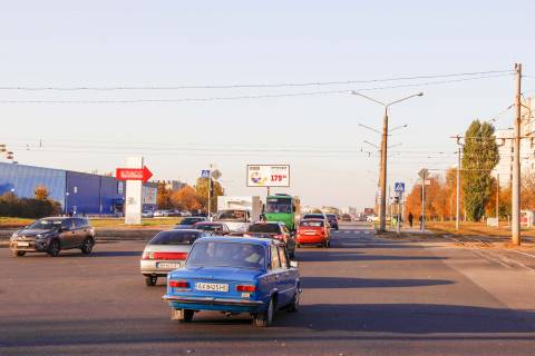 Билборд B в Харькове, 3х6  Тракторобудівників пр-т, 55-б, з центру фото 1