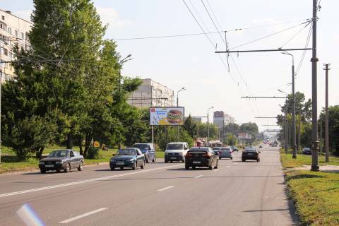 Билборд B в Харькове, 3х6  Леся Сердюка вул., 18, в центр фото 1
