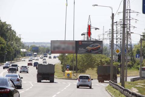 Призма A в Днепр (Днепропетровск), 3х6  Полтавський шлях вул. - Залютинська вул. , з центру (Правий) - 374132 фото 1