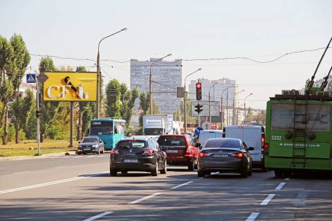 Билборд B в Харькове, 3х6  Ювілейний пр-т - Тракторобудівників пр-т, 63, з центру  (Кіноленд) фото 1