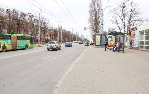 Сiтiлайт A у Харкові, 1,24х1,84  Петра Григоренка пр-т, 2/144 (зупинка ст. м. Палац Спорту), з центру Фото 1