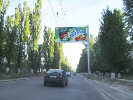 Билборд A в Харькове, 3х6  Любові Малої пр-т,14, з центру фото 1