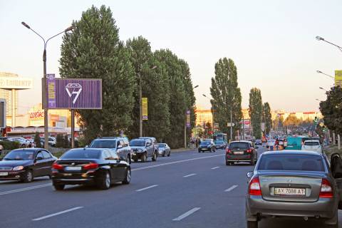 Призма B в Харькове, 3х6  Нескорених (Героїв Праці) вул., 9, з центру (VIP) (Дафі) - 471423 фото 1