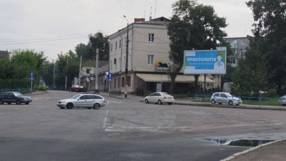 Призма A в Житомире, 6x3  Короленка м-н - 210736 фото 1
