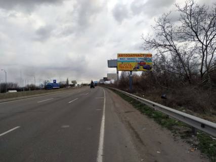 Білборд, Бігборд (Борд)  A у Одесі, 6х3  транспорт рухається у  м. Одеса, напроти Мерседес Центр Фото 1