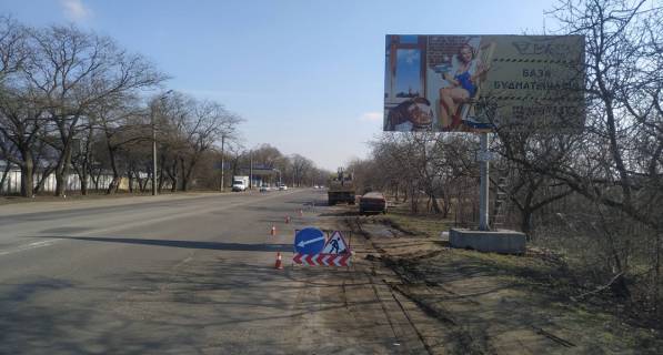 Билборд A в Одессе р-к Анжелика  на кругу фото 1