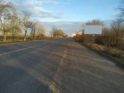 Білборд, Бігборд (Борд)  A у Одесі, 3х6  транспорт рухається до двох стовпів, до р-ку Анжеліка, Авангард. Фото 1